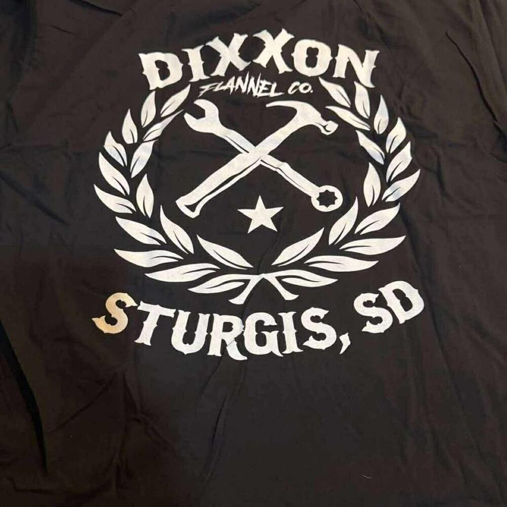 Black sketchy white crest dixxon